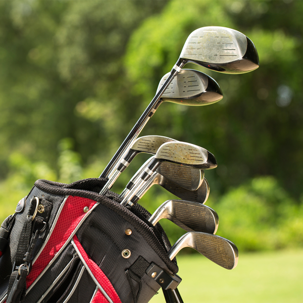 golf-clubs-web-sq